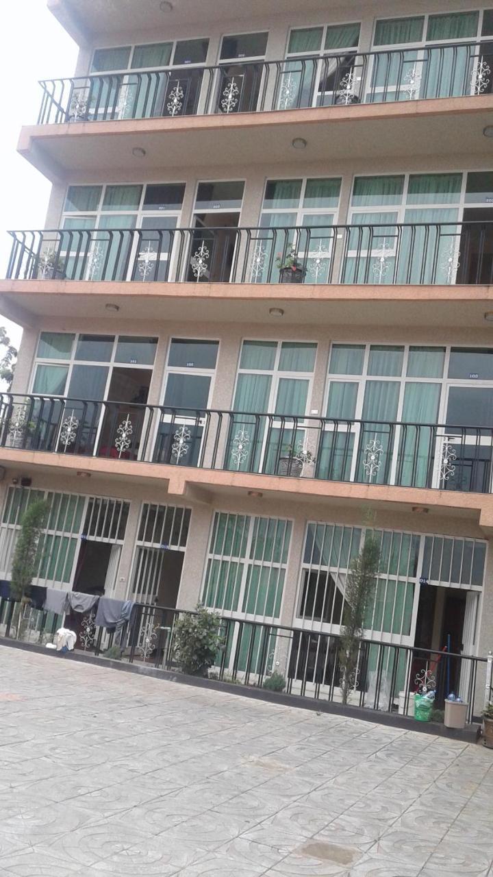 Caron Pension Bahir Dar Exteriér fotografie