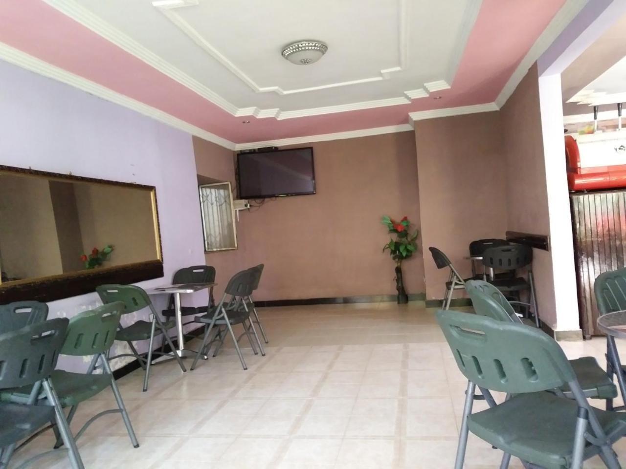 Caron Pension Bahir Dar Exteriér fotografie
